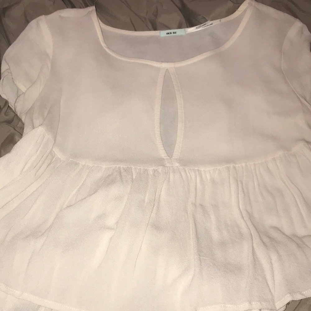 Short sleeve crop flowy top